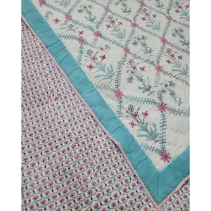 Edredón de Algodón Hecho a Mano con Diseño de Patchwork Impreso y Bordado, Tamaño Doble, Suave y Lavable, Hecho en India - Product Image 4