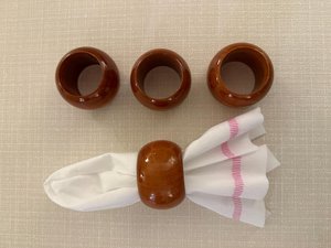 แหวนรองจานแบบทันสมัย เป็นมิตรกับสิ่งแวดล้อม ทำจากเรซิ่น โลหะ ไม้ และแก้ว ตกแต่งโต๊ะอาหารตามสั่ง โดย MS Handicraft - Product Image 3