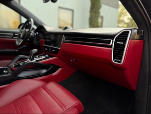 Cayanns G T S Coupe ปี 2022 พร้อมจำหน่ายแล้ว รถ SUV เน้นประสิทธิภาพสูง เกียร์อัตโนมัติ ขับเคลื่อนสี่ล้อ ภายในสีแดง พร้อมส่งออก - Product Image 6