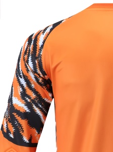 เสื้อฟุตบอลสำหรับทีมและแฟนๆ - Product Image 3