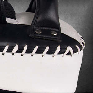 Coussin de Muay Thai en cuir véritable sur mesure, vente en gros de coussins de boxe et de coussin de frappe - Product Image 3