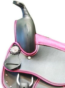Selle de cheval en cuir durable confortable Selle d'équitation occidentale de qualité supérieure avec siège rembourré étriers réglables Arbre en bois respirant - Product Image 2