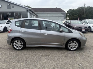 NeATLY USADO 2009 Hon-da Fit Sport - Product Image 5