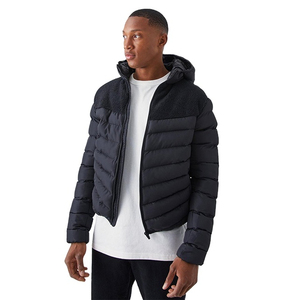 Vestes de qualité 2025 Vente en gros Veste matelassée unisexe pour homme Logo personnalisé imprimé Manteaux matelassés avec capuche pour l'hiver chaud - Product Image 1