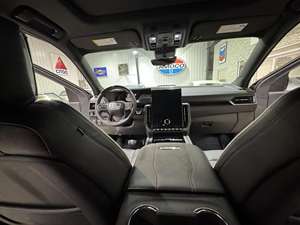 Yukon XL 4WD AT4 Ultimate 2024, Aspecto Impecable, Oferta Inteligente, Motor de Aspiración Natural, Automático, Cuero, R18, Cámara - Product Image 6