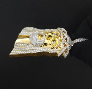 Offre Spéciale Fantaisie Couleurs Diamants 925 Argent Moissanite Jésus Tête Pendentif Or Disponible À Un Prix Abordable - Product Image 2