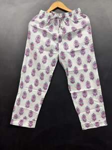 Conjunto de Pijama de Algodón Ligero y Cómodo, Ropa de Dormir Hecha a Mano en India, Unisex, Algodón Puro, Cintura Elástica, Casual para Verano y Primavera - Product Image 5