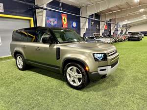 Land Rover Defender 130 SE Turbo 2023, 6 Cilindros, Tracción en las Cuatro Ruedas, Asientos en la Tercera Fila, Sin Modificar - Product Image 3