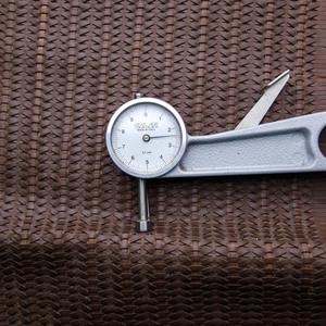 Cuir de vachette artisanal de qualité supérieure, marron foncé, fait à la main, personnalisable de 1 à 12 pieds carrés. - Product Image 2