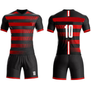 Uniforme de football sur mesure de haute qualité pour vêtements d'équipe sublimés, uniforme de football léger à séchage rapide pour adultes - Product Image 1