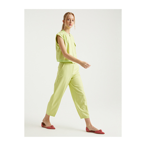 Pantalones Holgados para Mujer en Mezcla de Viscosa, Cómodos y con un Diseño Elegante - Product Image 3