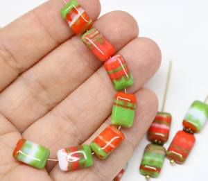 Venta al por mayor de cuentas de cristal checo de alta calidad verde rojo decorativo cristal de Murano Fabricación de joyas artesanales VISHAL BEADS HANDICRAFT - Product Image 3