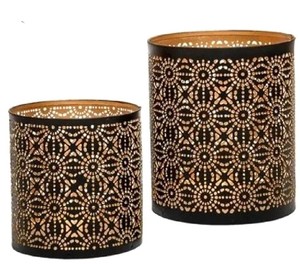 Vela Votives con diseño de hojas para una apariencia sofisticada en el uso doméstico como artículo de decoración del hogar Centro de mesa Estilo tradicional de hierro - Product Image 5