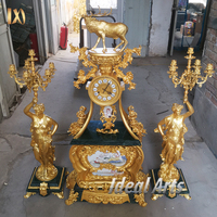 Sculpture en métal de style vintage antique de luxe doré français Horloge de bureau Ensemble d'horloge de table basse
