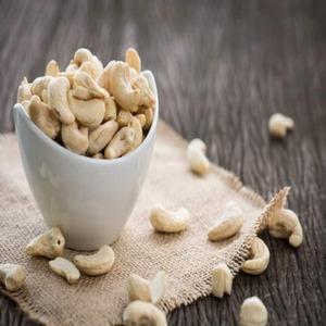 Edible Raw Cashew <b>Nuts</b> From Benin and Ghana Origins African Origin RCN for Consumption Cashew <b>Nut</b> <b>Kernels</b> For Sale - Product Image 1