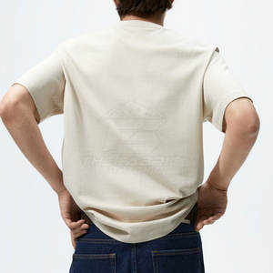 T-shirt tendance pour homme surdimensionné, fabriqué avec des matériaux de haute qualité pour la mode de rue et les tenues décontractées au quotidien - Product Image 5