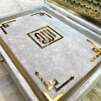 Cadeaux musulmans en gros 2022 Livre du Coran Conception personnalisée Coran sacré avec LED pour mariage Cadeau islamique