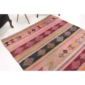 Tapis vintage 5,3 x 7,4 pieds, tapis turc marocain en laine rouge rose - Product Image 1