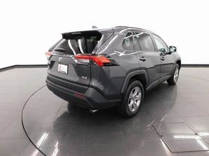 Toyota RAV4 XLE AWD SUV Crossover 2025 Seminuevo con Transmisión de 8 Velocidades - Product Image 4