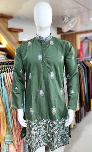 ซื้อตอนนี้ผ้าไหมเฟนดี้สีเหลืองสดใสปักทั้งสองด้านทำงานแขนเต็มรูปแบบ Kurta แบบดั้งเดิมในอัตราการขายส่ง - Product Image 6
