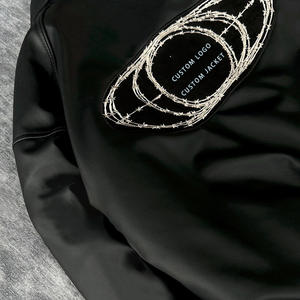 Chaqueta lisa en blanco con logotipo personalizado de fabricación OEM chaqueta universitaria Vintage Letterman bordada con mangas de cuero Haus Industries - Product Image 3