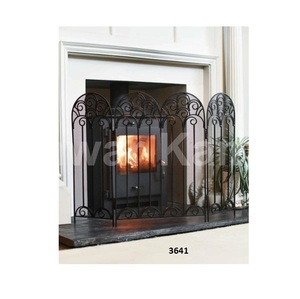 Grille de protection moderne pliable en maille métallique à 3 panneaux pour la décoration du salon. - Product Image 4