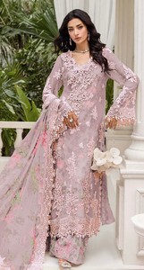 Nouvelle collection de costumes lourds brodés et organza dupatta non cousus de créateur pakistanais - Product Image 5