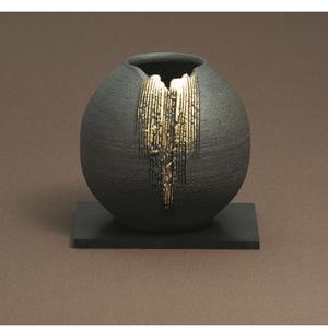 Jarrón Decorativo Moderno de Metal para Decoración del Hogar |   Florero de Latón de Lujo para Hoteles y Uso en Interiores - Product Image 1