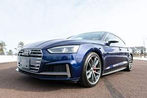 Audi S5 Sportback Premium Plus ปี 2019 สภาพดีเยี่ยม เครื่องยนต์ดีเซล 349 แรงม้า เทอร์โบ V6 ขับเคลื่อนสี่ล้อ พวงมาลัยซ้าย สีน้ำเงินเมทัลลิก นาวาร่า ไมล์น้อย - Product Image 4