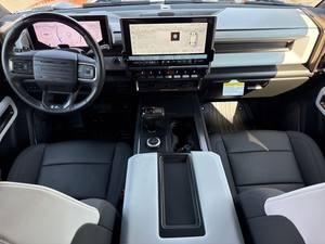 MEJOR OFERTA 2024 G-M-G Hu-m-ar EV SUV 2X Sport Utility 4D TRANSMISIÓN AUTOMÁTICA Asientos de Cuero Techo Panorámico Pantalla Táctil - Product Image 2