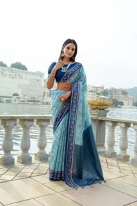 Soie douce élégante avec imprimé floral et Zari tissage Saree femme fabricant et fournisseur de mode de Surat au taux le plus bas - Product Image 3