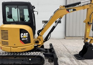 Excavatrice Offre Spéciale pelleteuse CAT 303.5E2 CR Mini pelle cabine complète avec AC et Heat - 5 'stick - Product Image 2