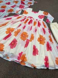 Traje Salwar Kameez Anarkali Completamente Cosido de Georgette Sintética con Estampado para Bodas Tradicionales Indias para Mujer - Product Image 3