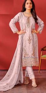 Organza pakistanais avec Dull Stanton et dupatta Party Wear collection de costumes Sal-war en vente en ligne - Product Image 3