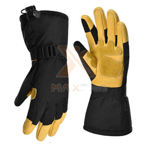 Heavy Duty Low MOQ Customizable <b>Ski</b> Motor <b>Gloves</b>-Waterproof Unisex Winter <b>Gloves</b> with Adjustable Strap & Non-Slip Design - Product Image 2