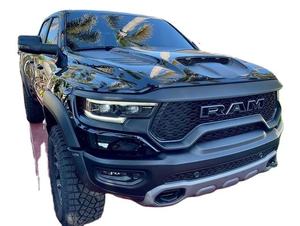 Camioneta Todoterreno de Alto Rendimiento 2024, Turbo V8 4x4, Cabina Doble, Volante a la Izquierda, Transmisión Automática, Techo Panorámico, en Oferta - Product Image 2