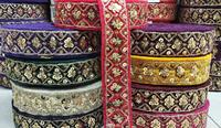 Nouvelle conception, dentelle brodée florale élégante, écologique, soluble dans l'eau, en polyester, couleur personnalisée, métallique, ornée de perles et de paillettes