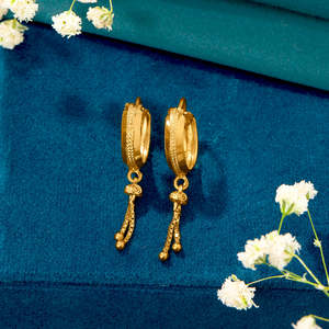 Pendientes de Aro con Perlas y Diamantes Chapados en Oro Amarillo para Mujer, Regalo de Boda - Product Image 1