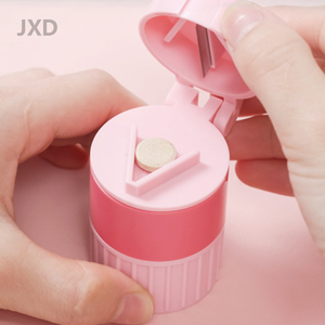 जूक्सिंडा रंगीन गोली क्रशर बॉक्स 3 में 1 डिजाइन क्रश और स्टोर की गोलियां घरेलू दवा की जरूरतों के लिए पोर्टेबल - Product Image 5