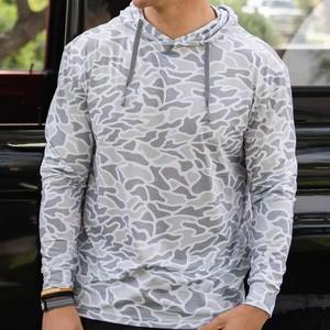 เสื้อตกปลาแขนยาวมีฮู้ดสำหรับผู้ชาย ป้องกันรังสียูวี ลายพิมพ์คลื่นทะเล ผ้าโพลีเอสเตอร์ 100% UPF 50 เสื้อพูลโอเวอร์ - Product Image 6