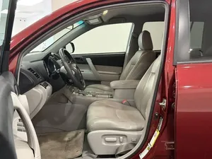 Toyota Highlander SE 2010 - Product Image 3
