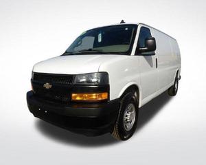 Chevrolet Express Cargo 2500 Extended RWD 2020 Usada en Buen Estado - Product Image 1