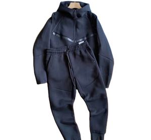 Survêtement en molleton personnalisé avec logo d'hiver à capuche, logos personnalisés, survêtement en molleton pour hommes et femmes, créez vos propres logos - Product Image 1