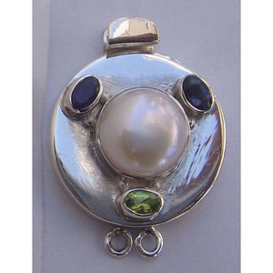 Cierre Chapado en Oro de 8mm con Colgante de Perla e Iolita Peridoto - Product Image 1