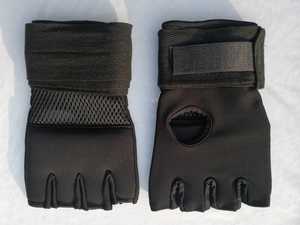 Gel de traction en néoprène noir rembourré, enveloppe de main rapide et facile, enveloppe de vitesse, enveloppe de protection des articulations - Product Image 2