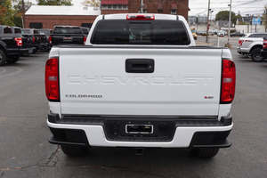 Usado 2022 Chevrolet Colorado LT Crew Cab LB 4WD Dirección izquierda Euro IV Emission - Product Image 4