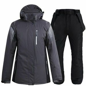 Combinaison de ski unisexe personnalisée, chauffée, à capuche, imprimée, imperméable, coupe-vent, écologique, une pièce - Product Image 3