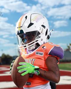 Ropa deportiva para niños 2025, uniformes de fútbol juvenil con sublimación de alta calidad OEM, camisetas de fútbol americano, ropa - Product Image 2