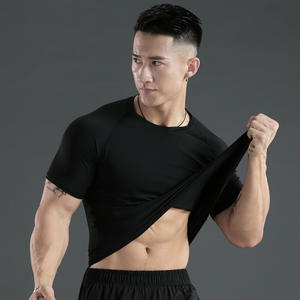 Venta al por mayor 95% Poliéster 5% Spandex Secado rápido Gimnasio Fitness Correr Entrenamiento Logotipo personalizado Camiseta deportiva de alta elasticidad para hombres - Product Image 2