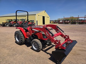 รถแทรกเตอร์ขนาดเล็ก Massey Ferguson FX2407 เครื่องยนต์ดีเซล สำหรับงานเกษตรกรรม พร้อมที่ตักด้านหน้า - Product Image 3